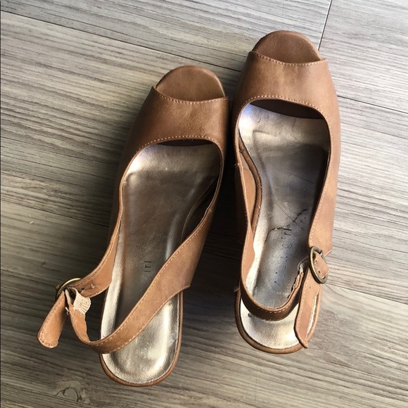 Madden Girl Gabby Wedges - Picture 2 of 8